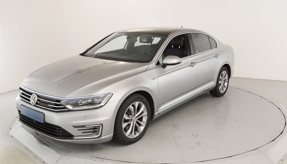 Volkswagen Passat GTE gte 156 AT Hybride essence rechargeable Auto. 2017 - 98 415 km