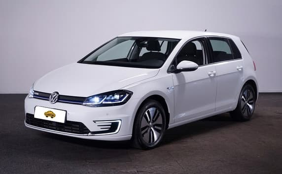 Volkswagen E-Golf e-golf 35.8kwh 136 AT Electric Automatic 2020 - 28,159 km